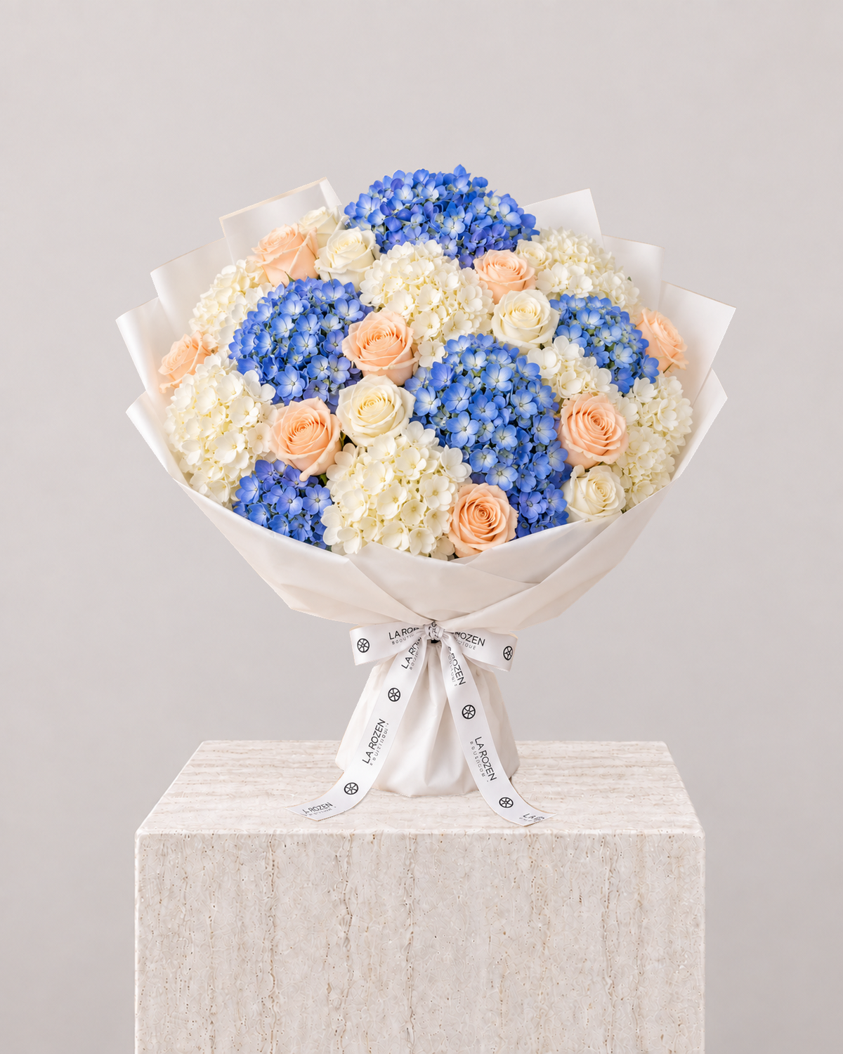 The Glow of Dawn - Bouquet - La Rozen Luxury Flowers Dubai