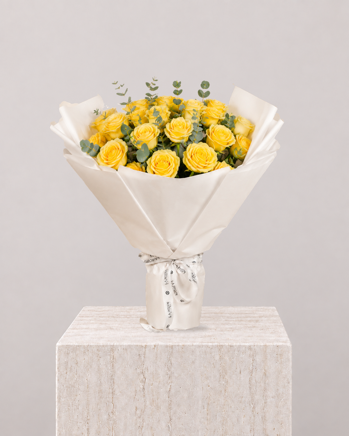 Yellow Rose Bouquet - La Rozen Luxury Flowers Dubai