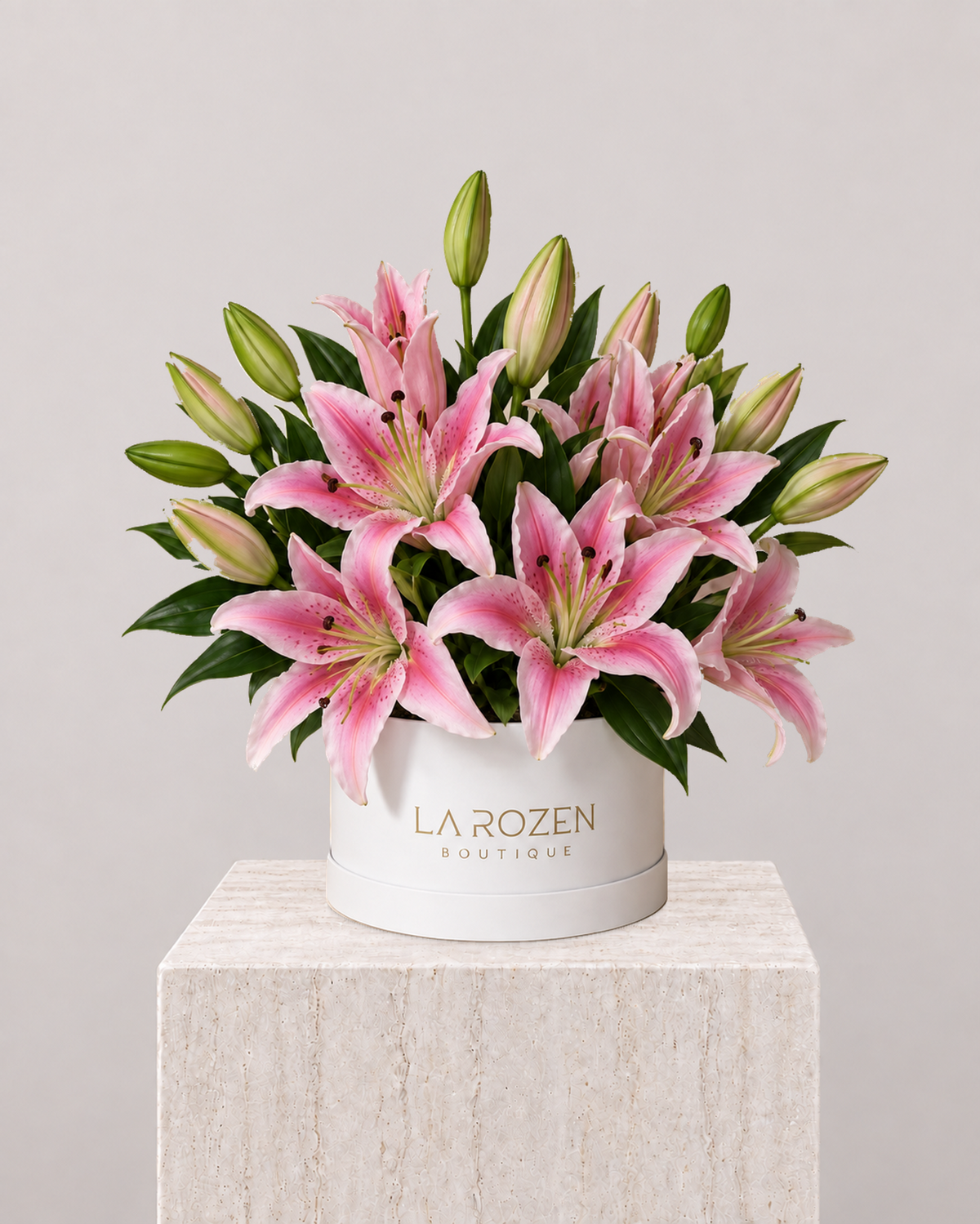 Pink Lily Hat Box - La Rozen Luxury Flowers Dubai