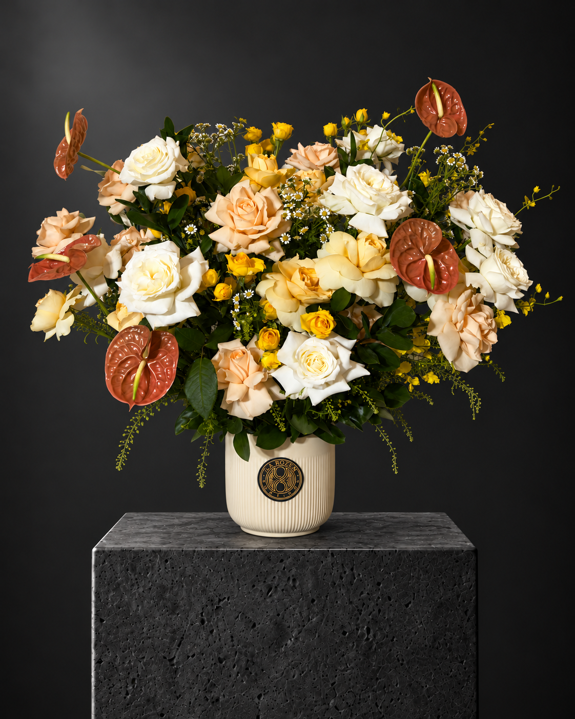 The Glow of Amber - La Rozen Luxury Flowers Dubai