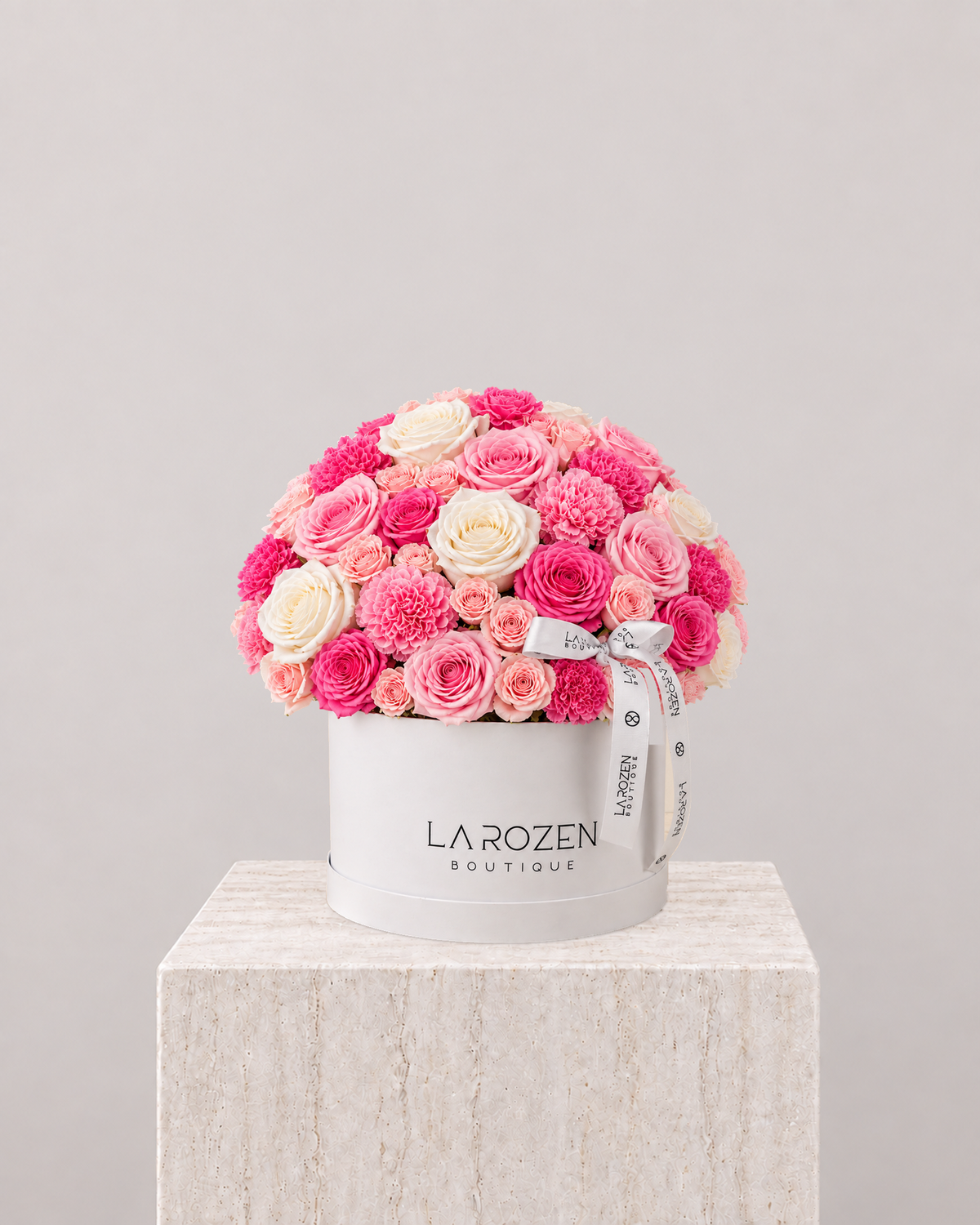 The Whisper of Blush - Hat Box - La Rozen Luxury Flowers Dubai