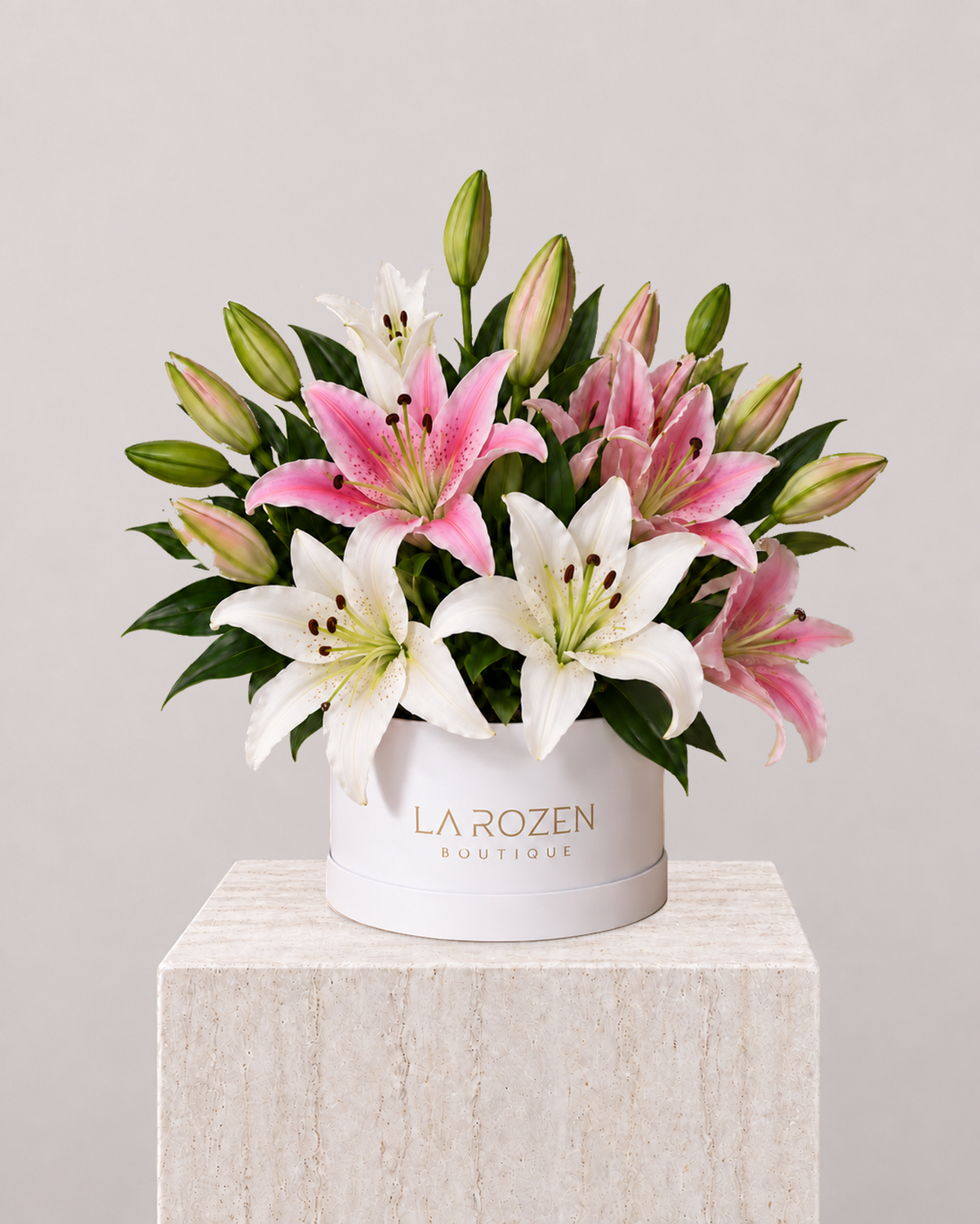 White & Pink Lily Hat Box - La Rozen Luxury Flowers Dubai