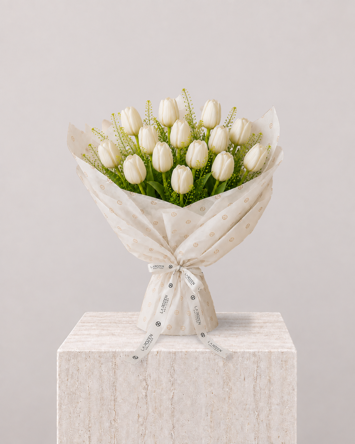 White Tulip Bouquet - La Rozen Luxury Flowers Dubai